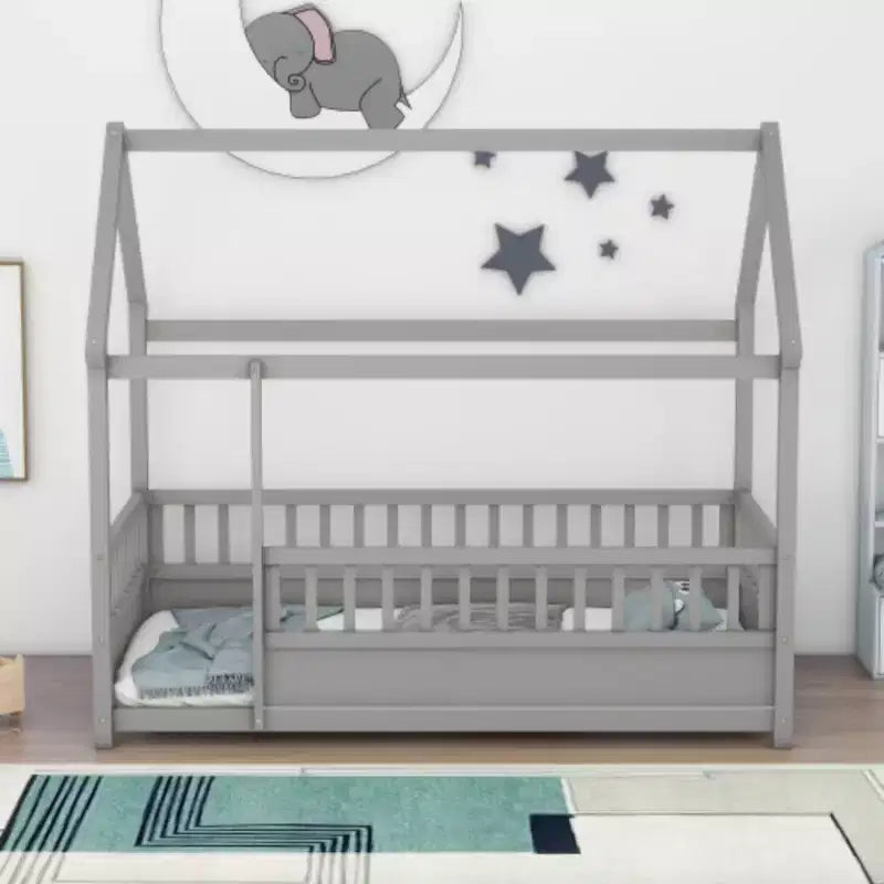 Cama de piso con techo de casa gris/blanca y barandales de seguridad – Individual